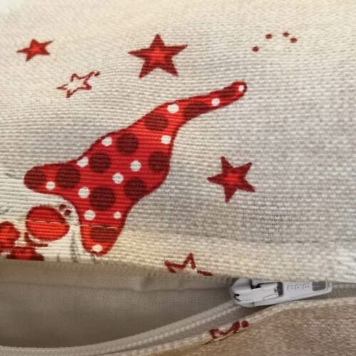 Karácsonyi manós párnahuzat